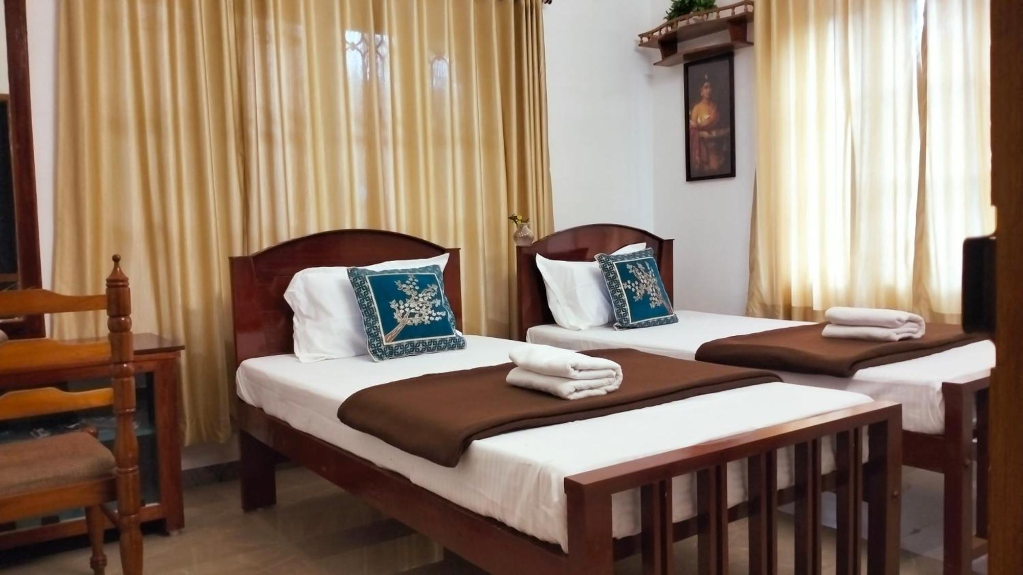 Guestland Homestay Kochi Екстериор снимка